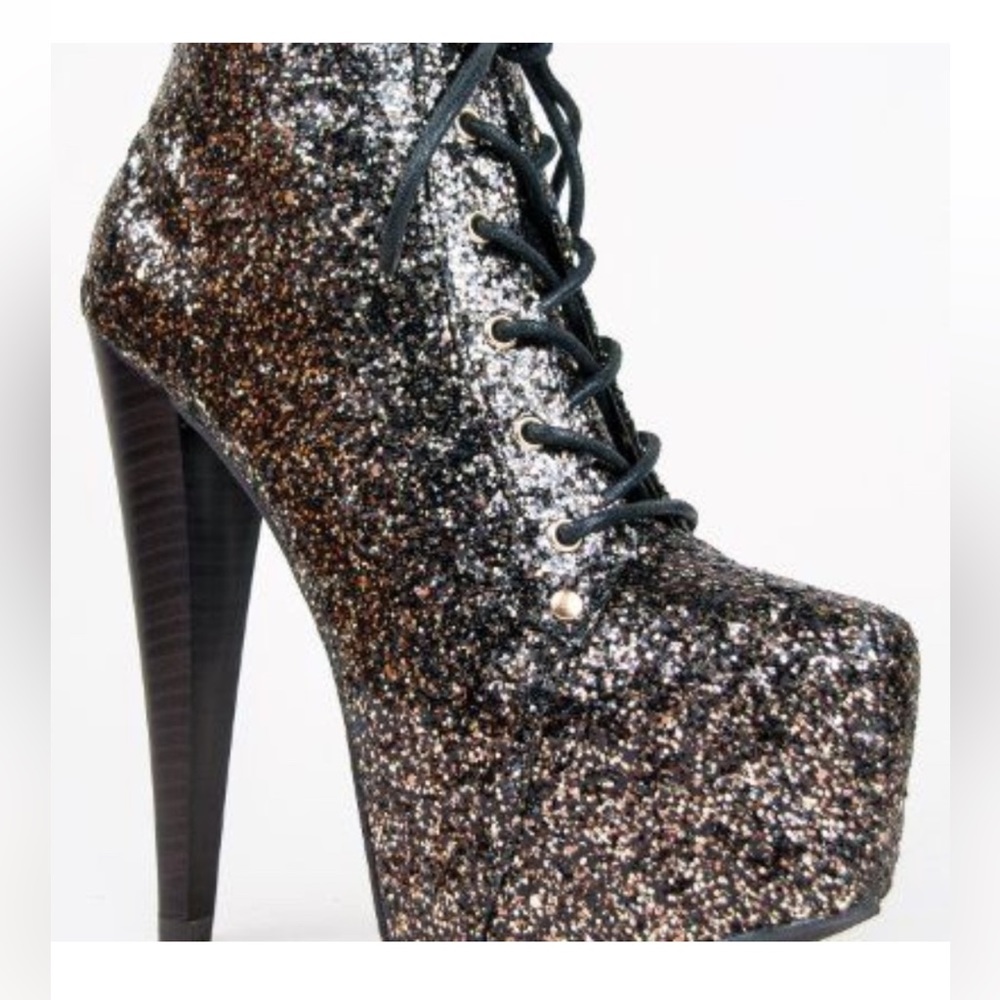 Women's Qupid Chunky Platform Glitter Bootie